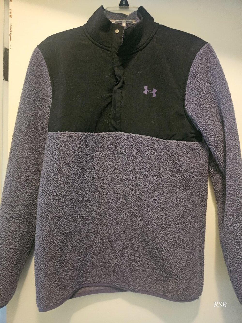 Under Armor Fleece Pull-over